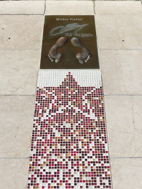 种种消息足 种种消息足